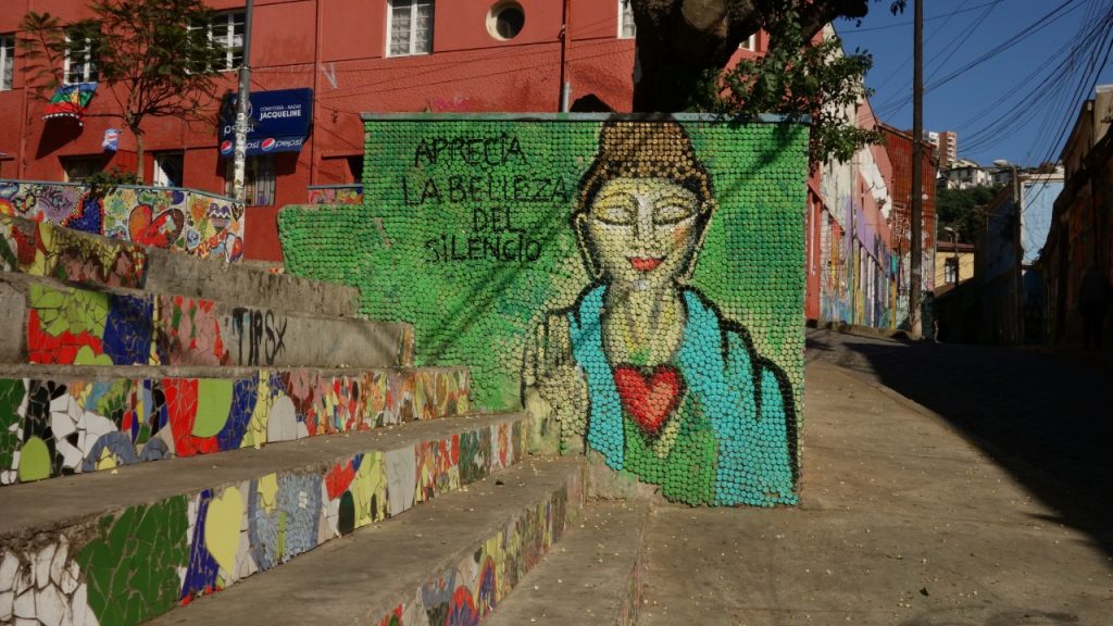 Street art in Valparaíso at Plaza de Descanso